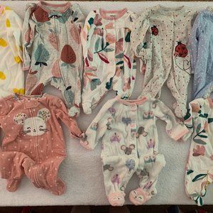 8 PIECES CARTER'S NB BABY GIRL FOOTSIES